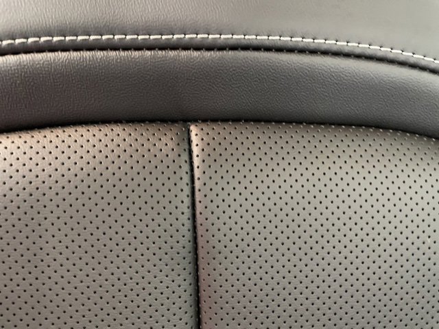 New 2025 Jeep Grand Cherokee L Limited w/ Luxury Tech Group II image 31