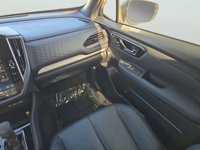 Certified 2025 Subaru Forester Limited image 11