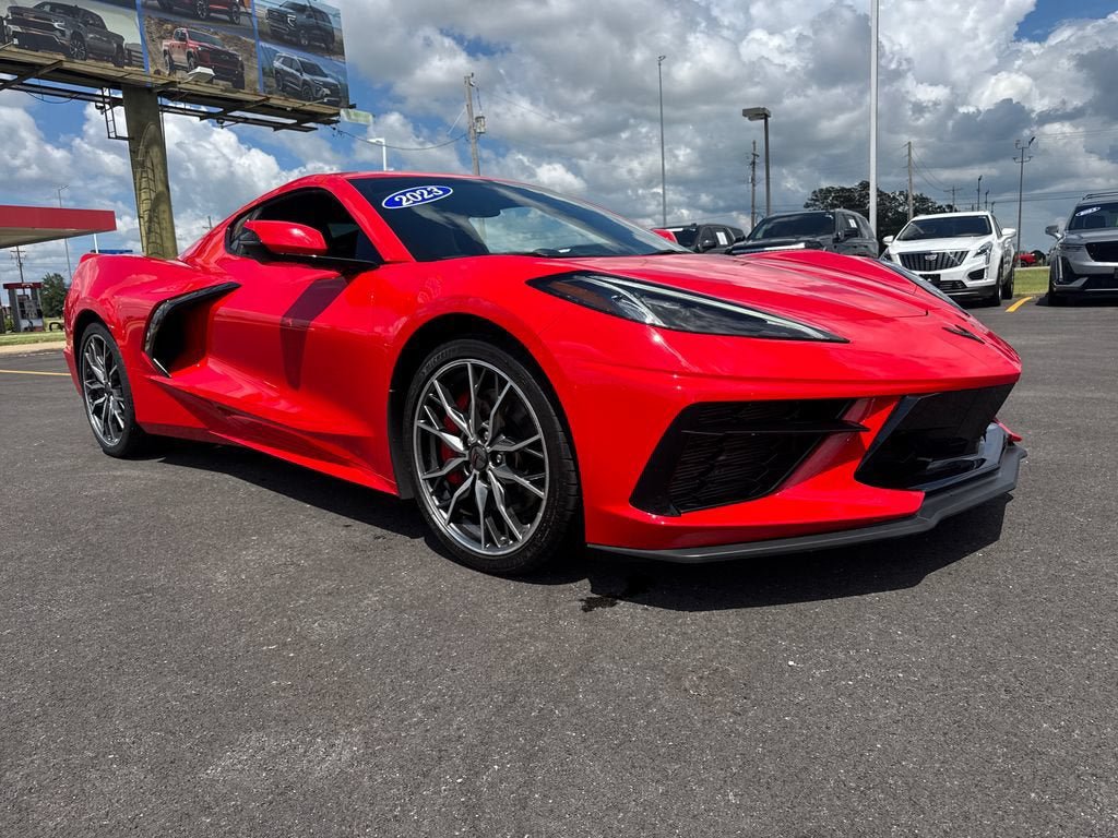 Used 2023 Chevrolet Corvette Stingray Coupe w/ Z51 Performance Package RWD image 10