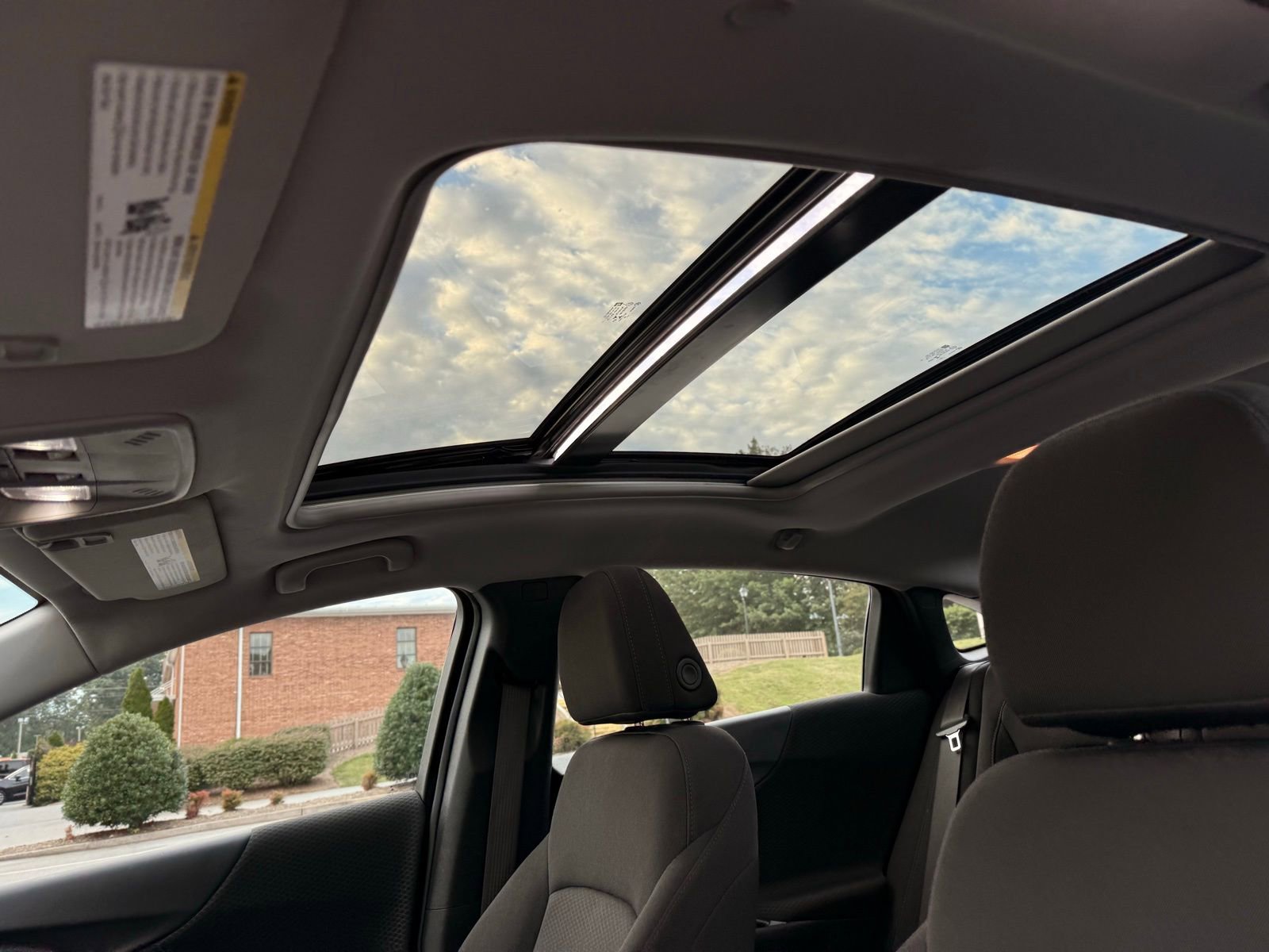 Used 2024 Chevrolet Malibu LT image 16