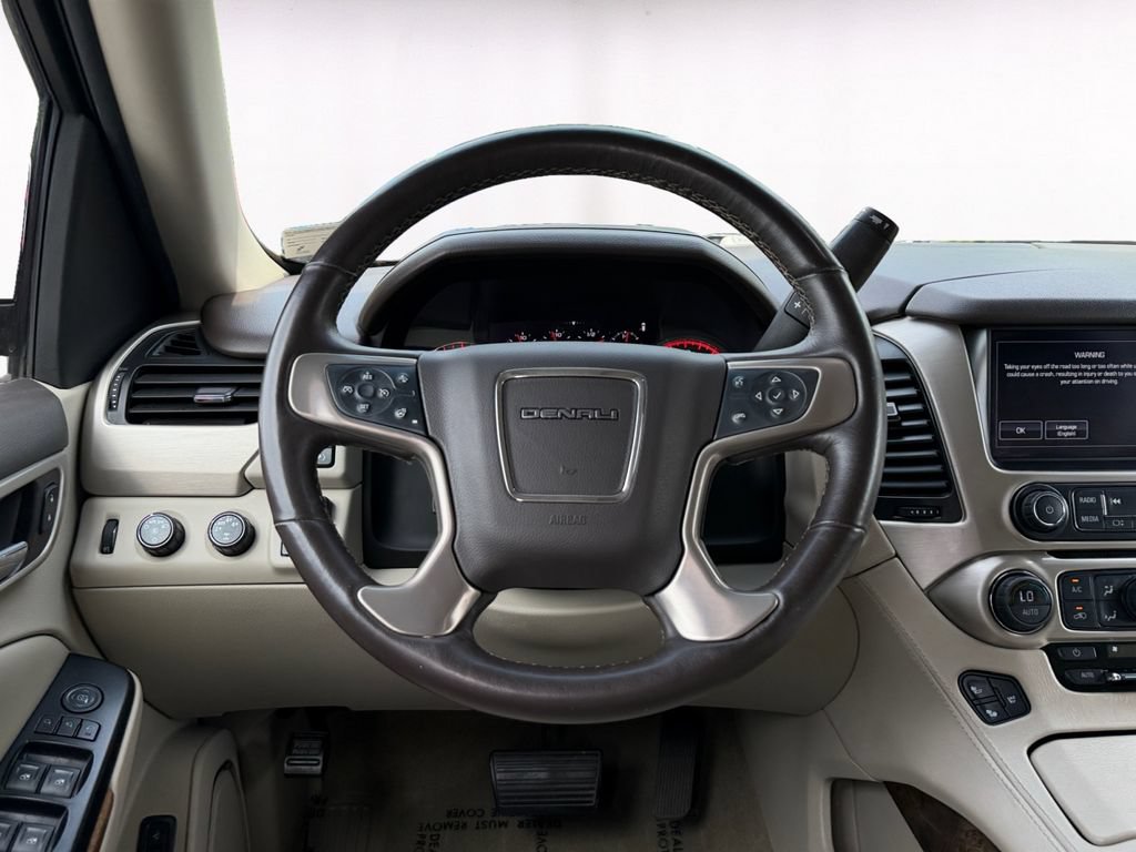Used 2016 GMC Yukon Denali w/ Open Road Package AWD/4WD image 12