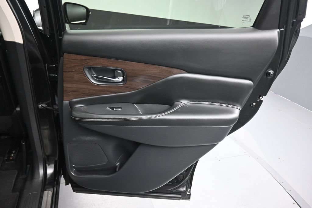 Used 2019 Nissan Murano Platinum FWD image 34