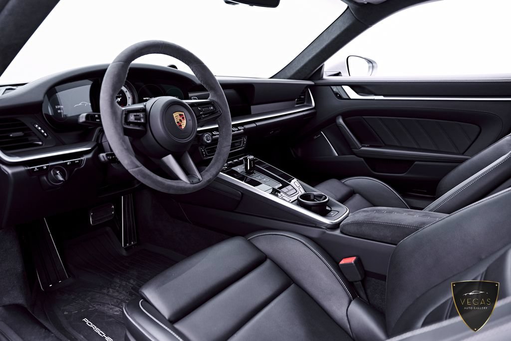 Used 2021 Porsche 911 Turbo S AWD/4WD image 2