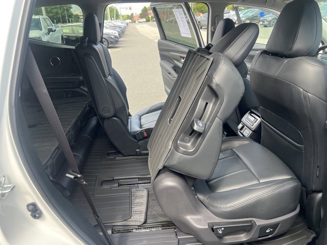 Used 2025 Subaru Ascent Bronze Edition w/ Onyx Package image 37