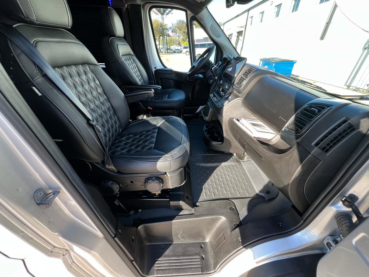 Used 2023 RAM ProMaster 3500 w/ Premium Convenience Group B image 33