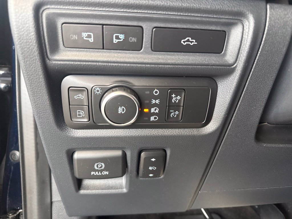 Used 2022 Ford F150 Platinum w/ Equipment Group 701A High AWD/4WD image 15