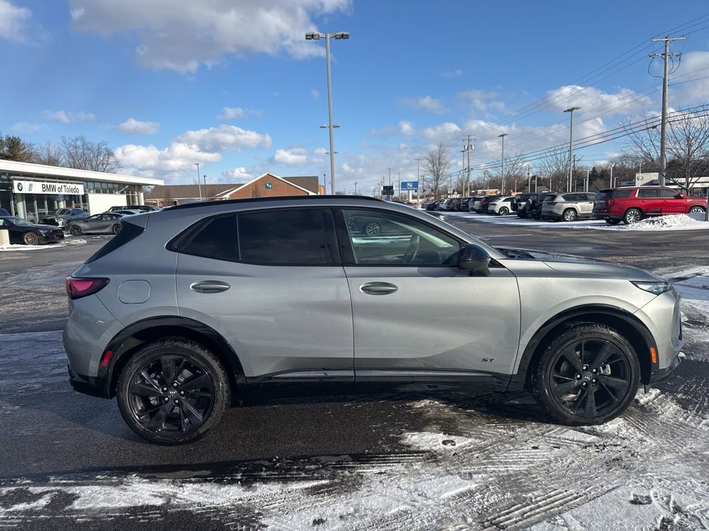 Used 2024 Buick Envision Sport Touring image 22