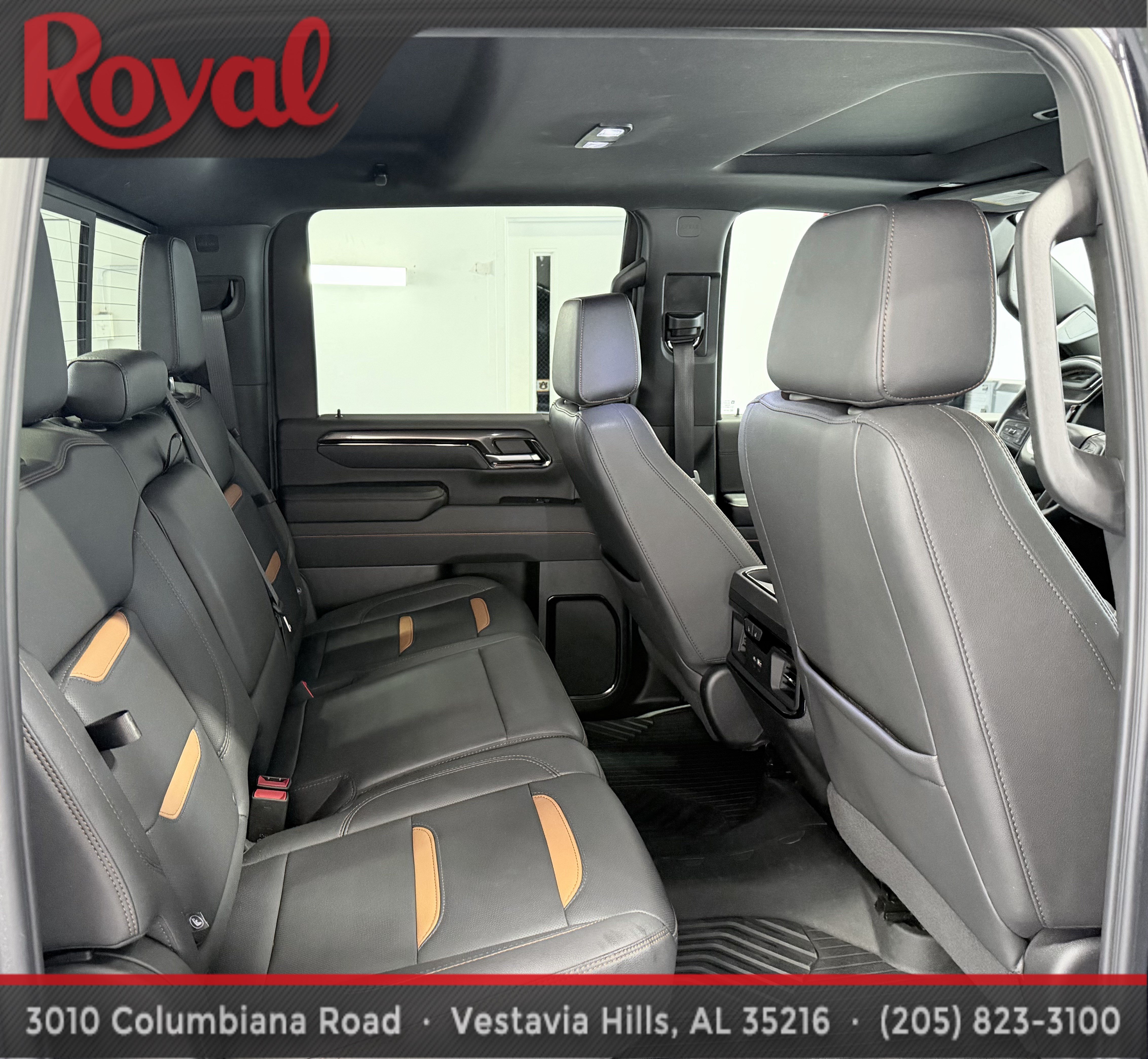 Used 2024 GMC Sierra 2500 AT4 w/ AT4 Preferred Package AWD/4WD image 17