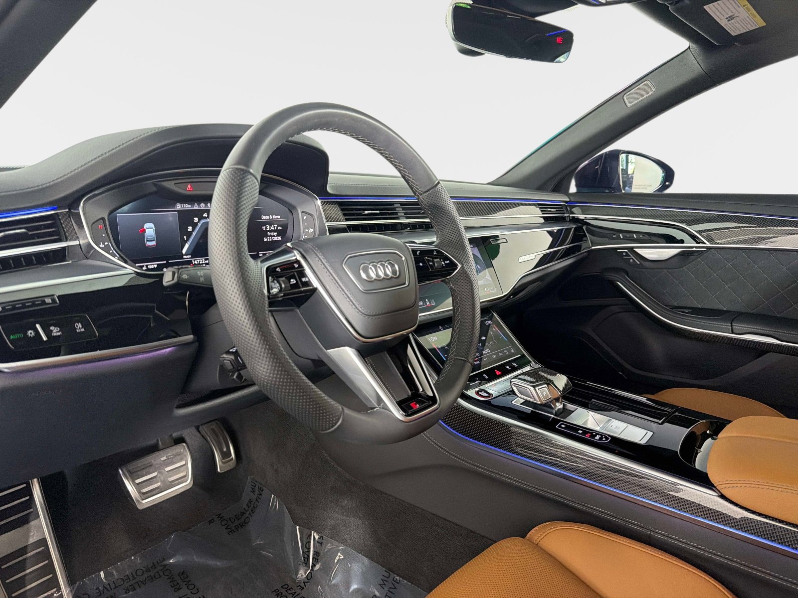 Used 2024 Audi S8 AWD/4WD image 41