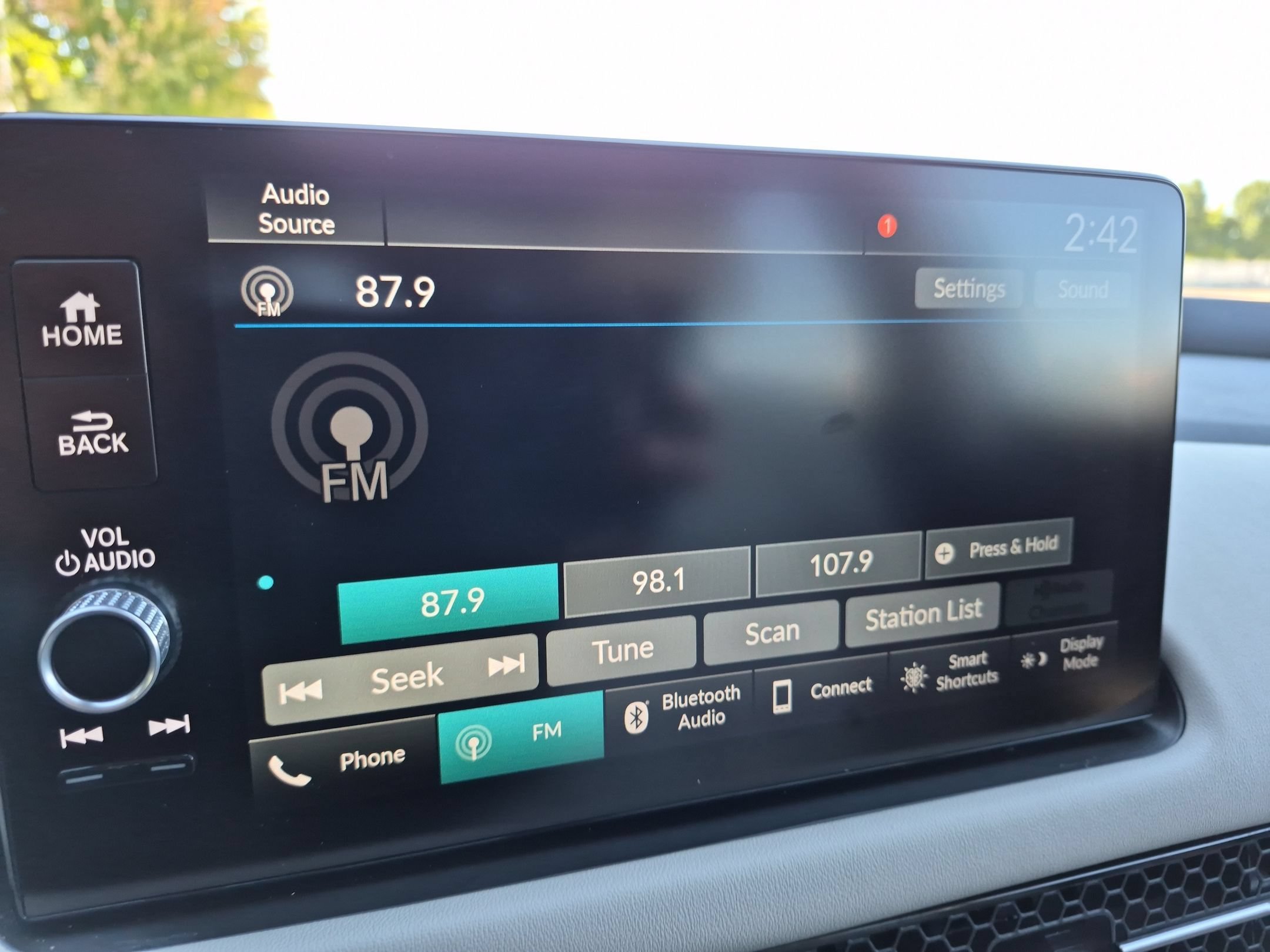 Used 2024 Honda HR-V EX-L image 18