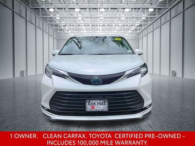 Certified 2024 Toyota Sienna XLE FWD image 2