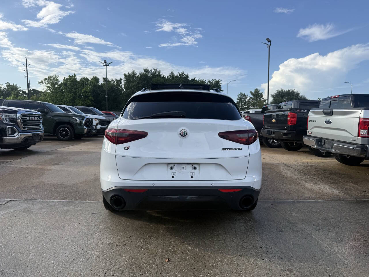 Used 2019 Alfa Romeo Stelvio Ti Sport w/ Quick Order Package 22S Sport AWD/4WD image 39