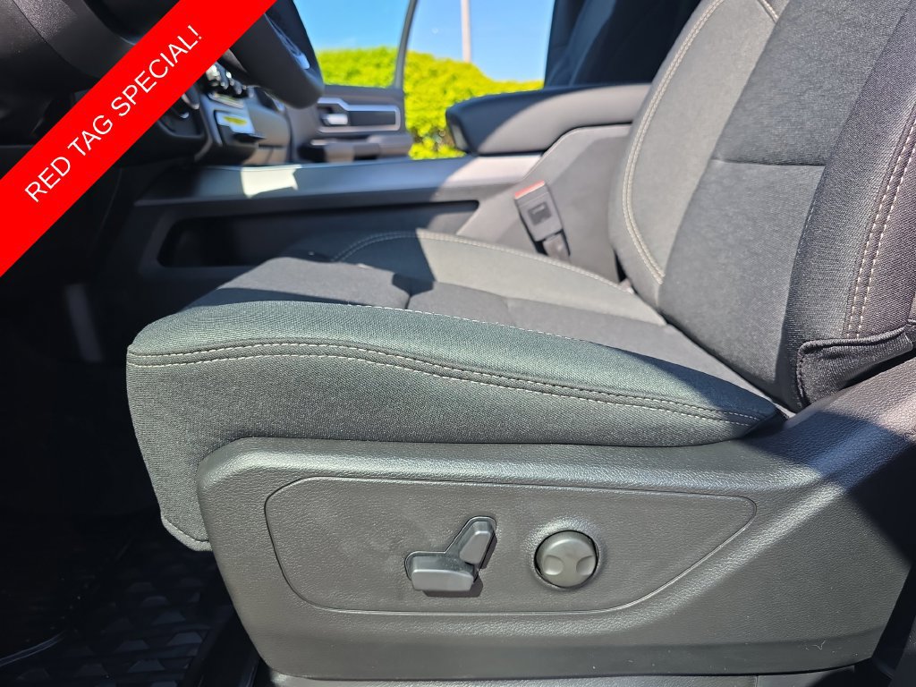 New 2026 RAM 1500 Big Horn w/ Night Edition AWD/4WD image 28