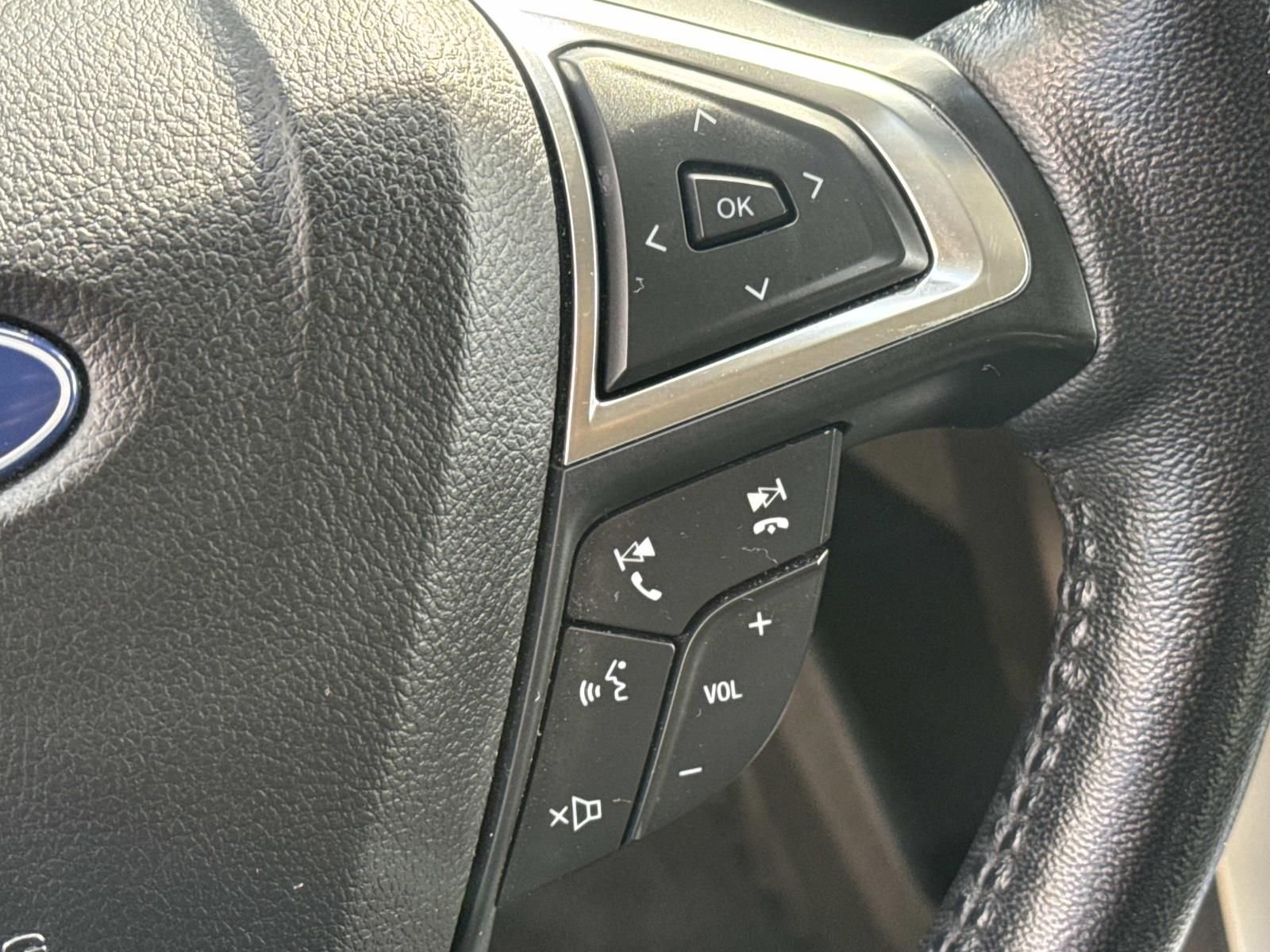 Certified 2023 Ford Edge SEL image 31