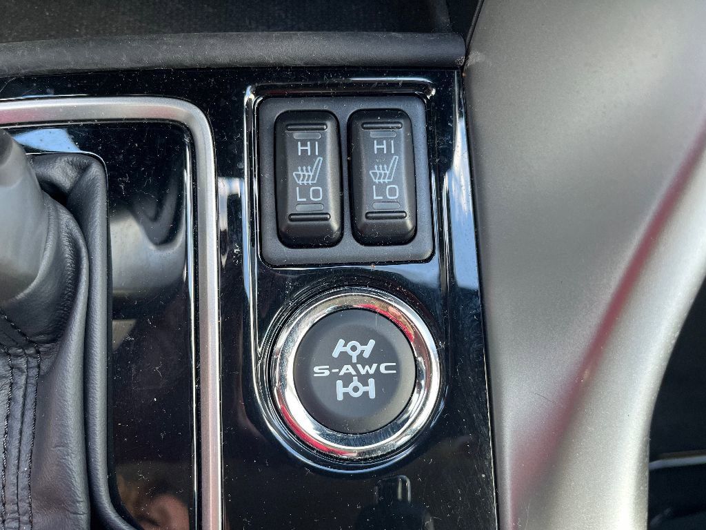 Used 2024 Mitsubishi Eclipse Cross LE image 19