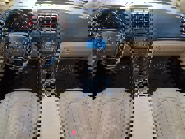 Used 2012 GMC Acadia Denali image 15