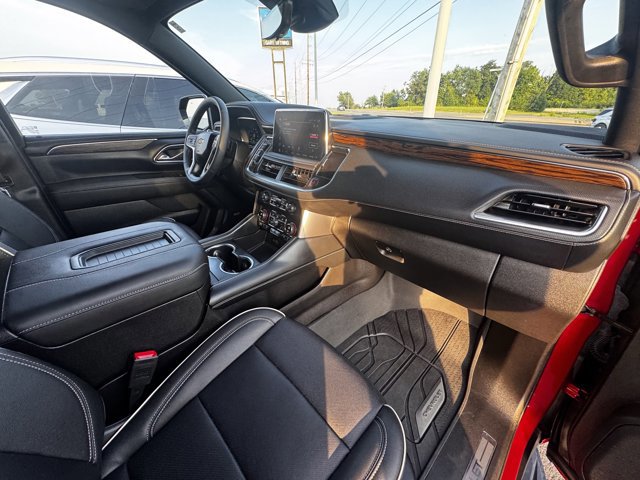 Used 2024 Chevrolet Suburban Premier w/ Premium Package image 14