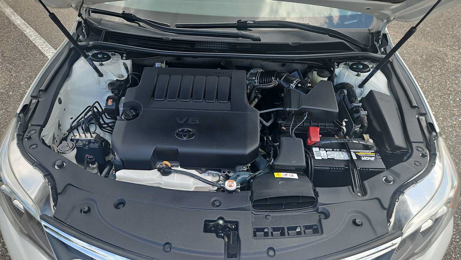 Used 2017 Toyota Avalon Touring FWD image 18
