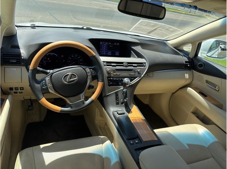 Used 2015 Lexus RX 450h AWD image 11