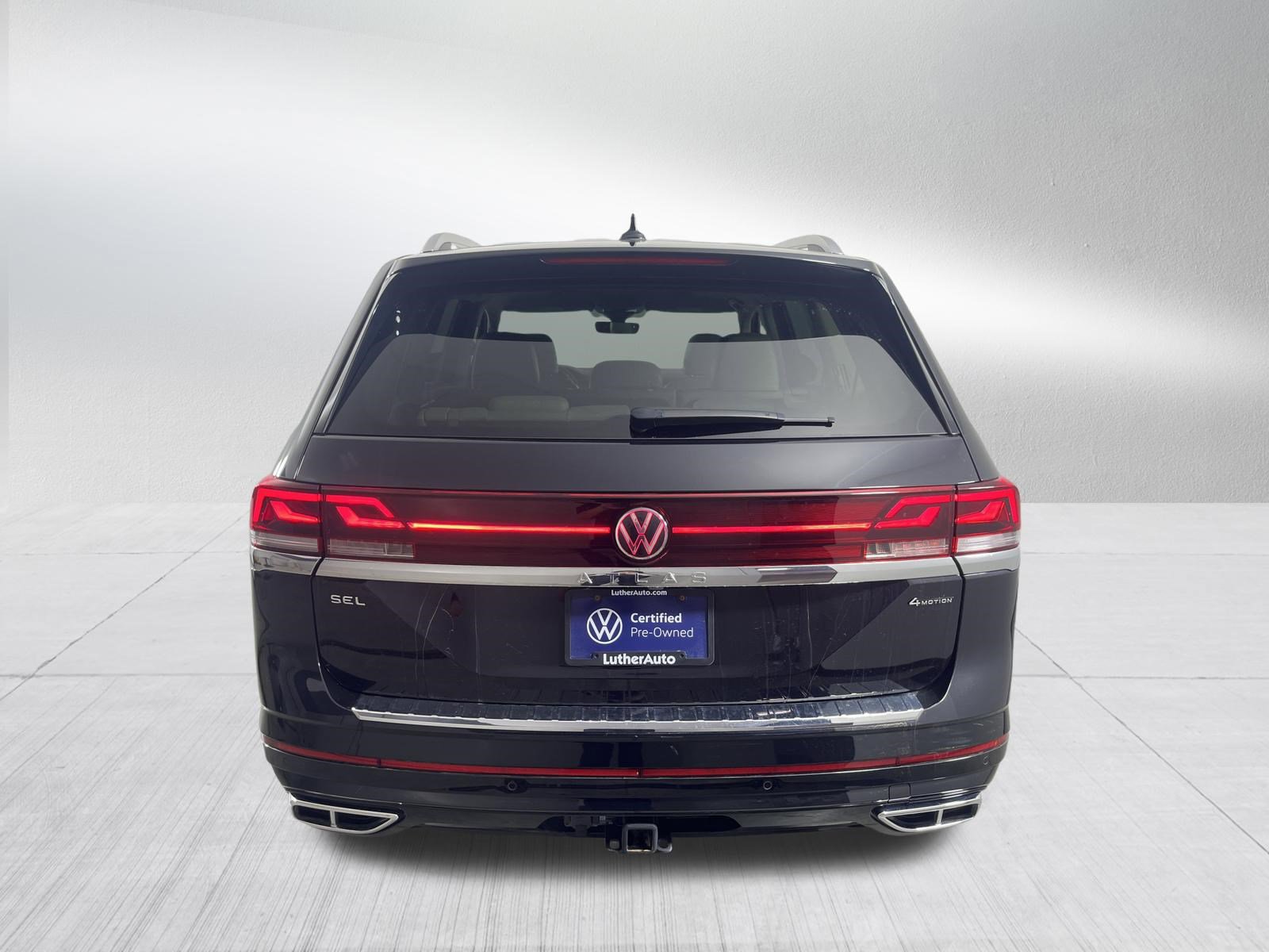 Certified 2024 Volkswagen Atlas SEL Premium R-Line AWD/4WD image 6