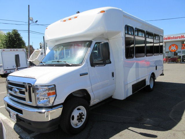 Used 2023 Ford E-450 and Econoline 450 Super Duty w/ Shuttle Bus Prep Package RWD image 2