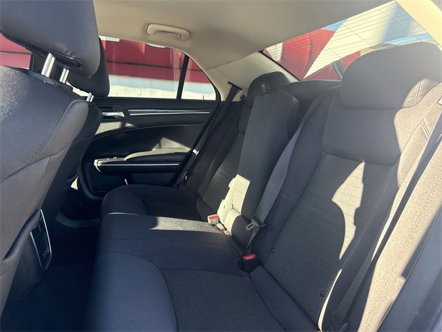 Used 2023 Chrysler 300 Touring w/ Sport Appearance Package image 21