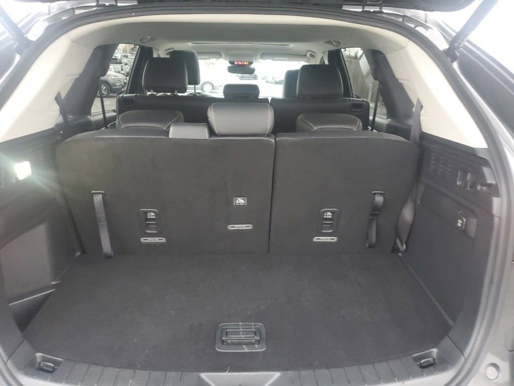 Used 2024 MAZDA CX-90 3.3 Turbo w/ Preferred Plus image 29