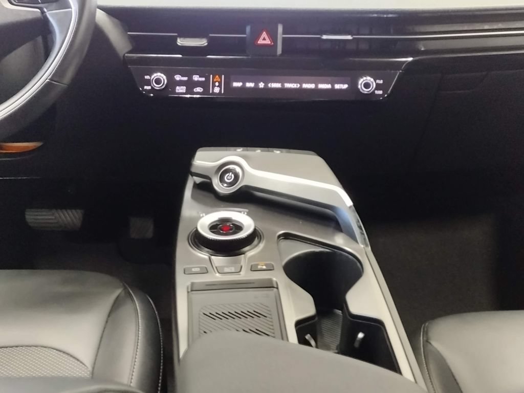 Used 2024 Kia EV6 Light AWD/4WD image 38