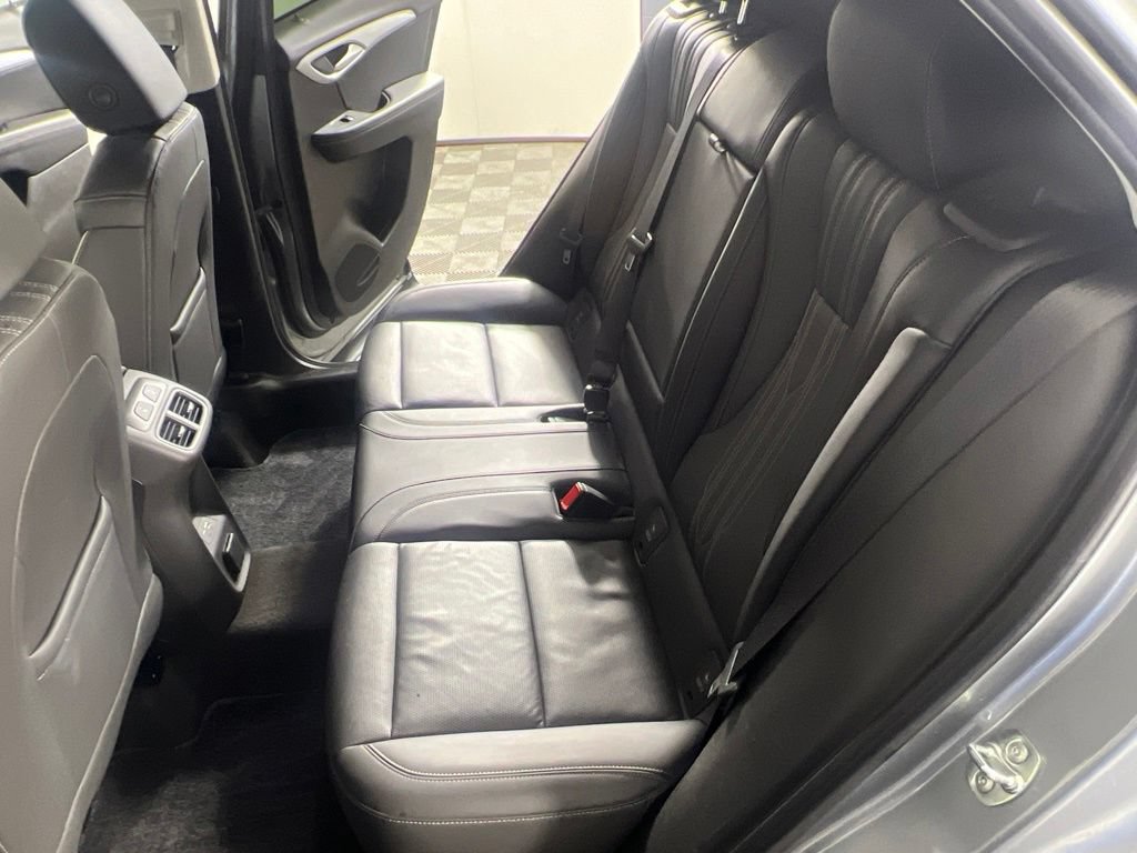 Used 2024 Buick Envision Avenir AWD/4WD image 15