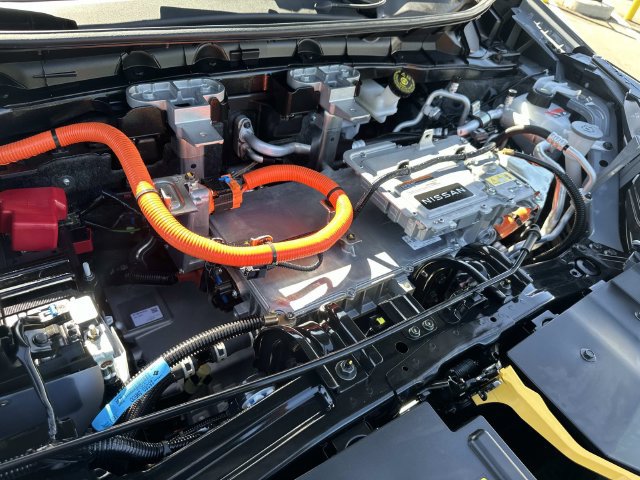 Used 2024 Nissan Ariya FWD image 38