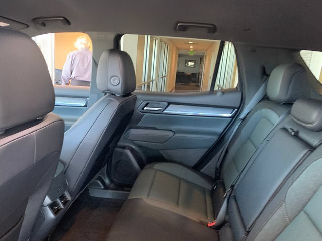 New 2026 GMC Terrain AT4 w/ Technology Package II AWD/4WD image 11