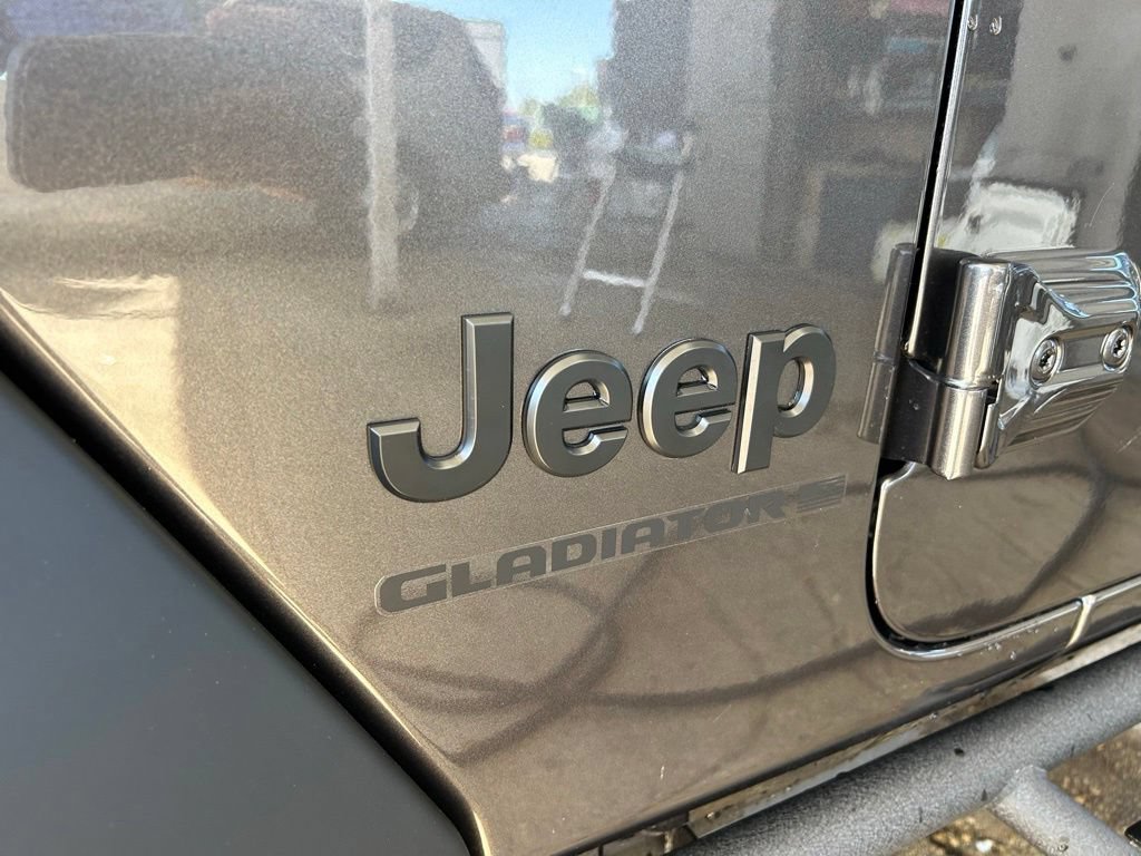 New 2026 Jeep Gladiator Sport AWD/4WD image 30