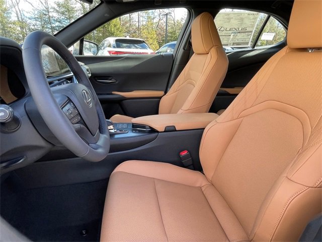 New 2025 Lexus UX 300h AWD image 25