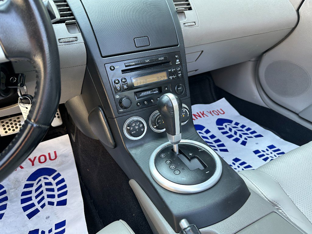 Used 2005 Nissan 350Z Touring image 35