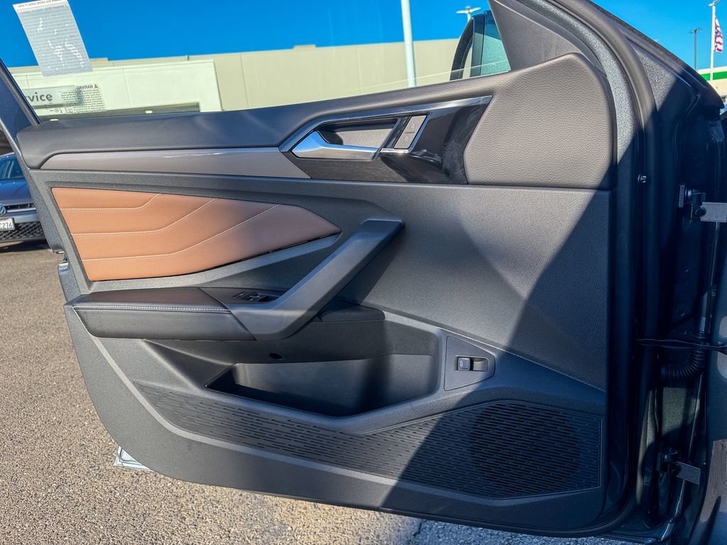 New 2026 Volkswagen Jetta SEL FWD image 13