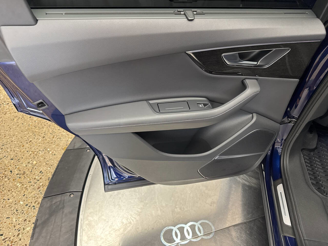 Used 2023 Audi Q7 3.0T Premium Plus w/ Premium Plus Package image 27