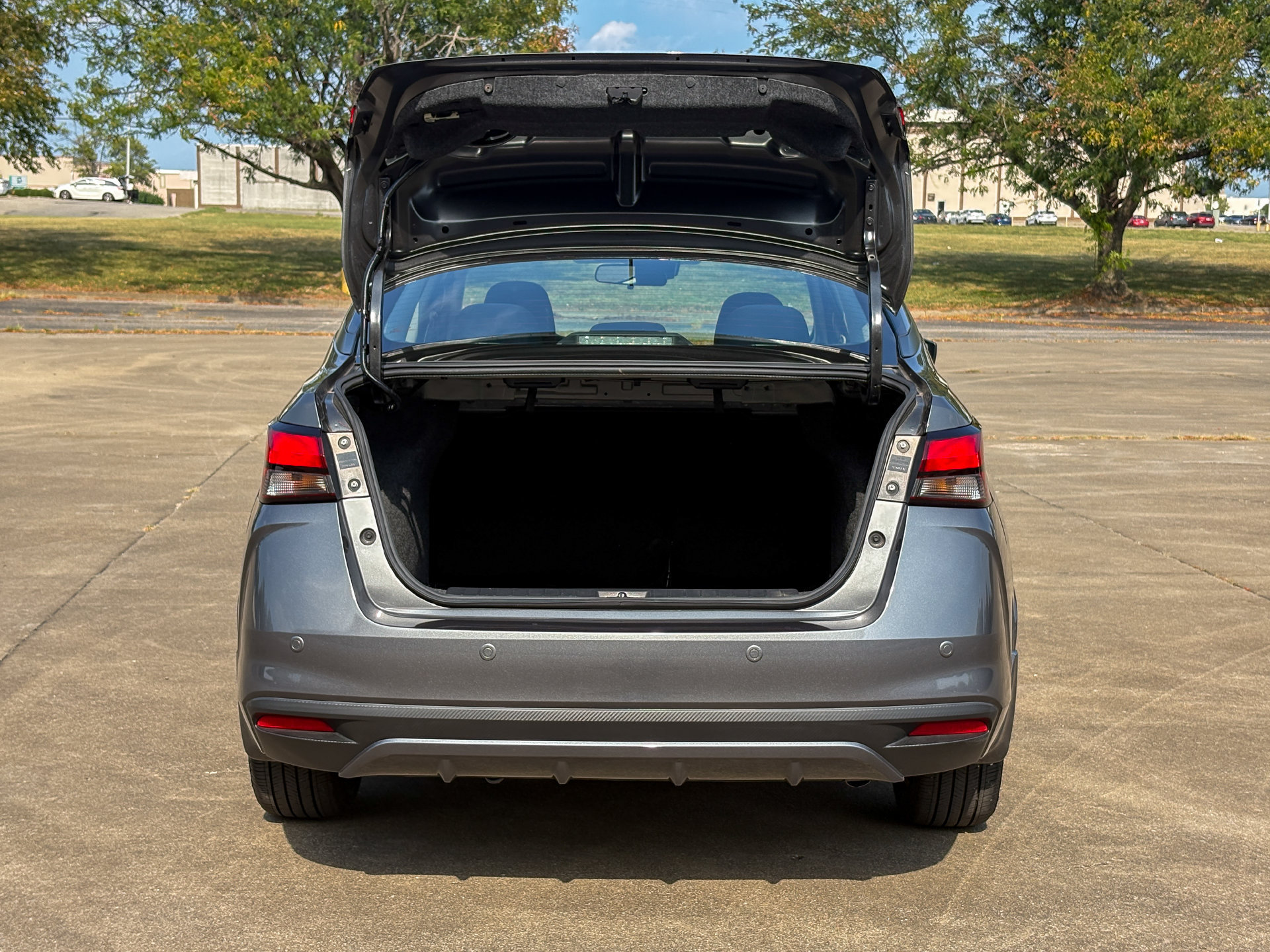 Used 2024 Nissan Versa S w/ S Plus Package FWD image 33