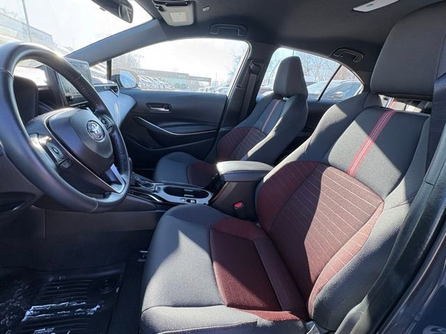 Used 2025 Toyota Corolla SE w/ Convenience Package image 14