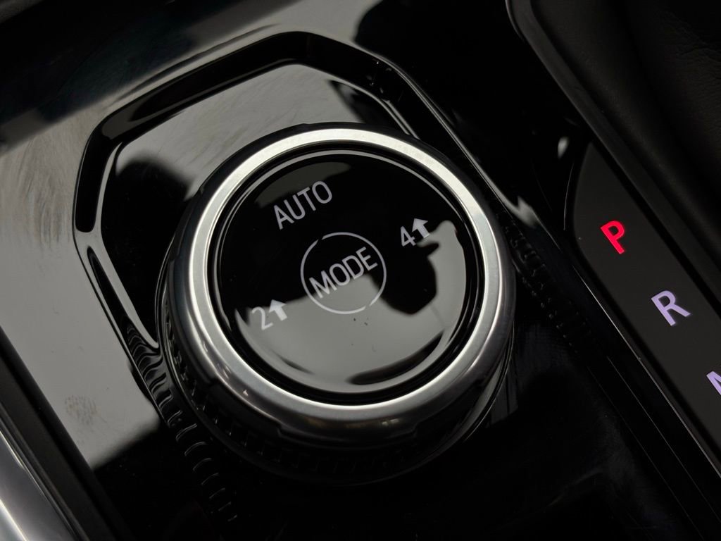 New 2026 GMC Canyon Elevation w/ Convenience Package image 29