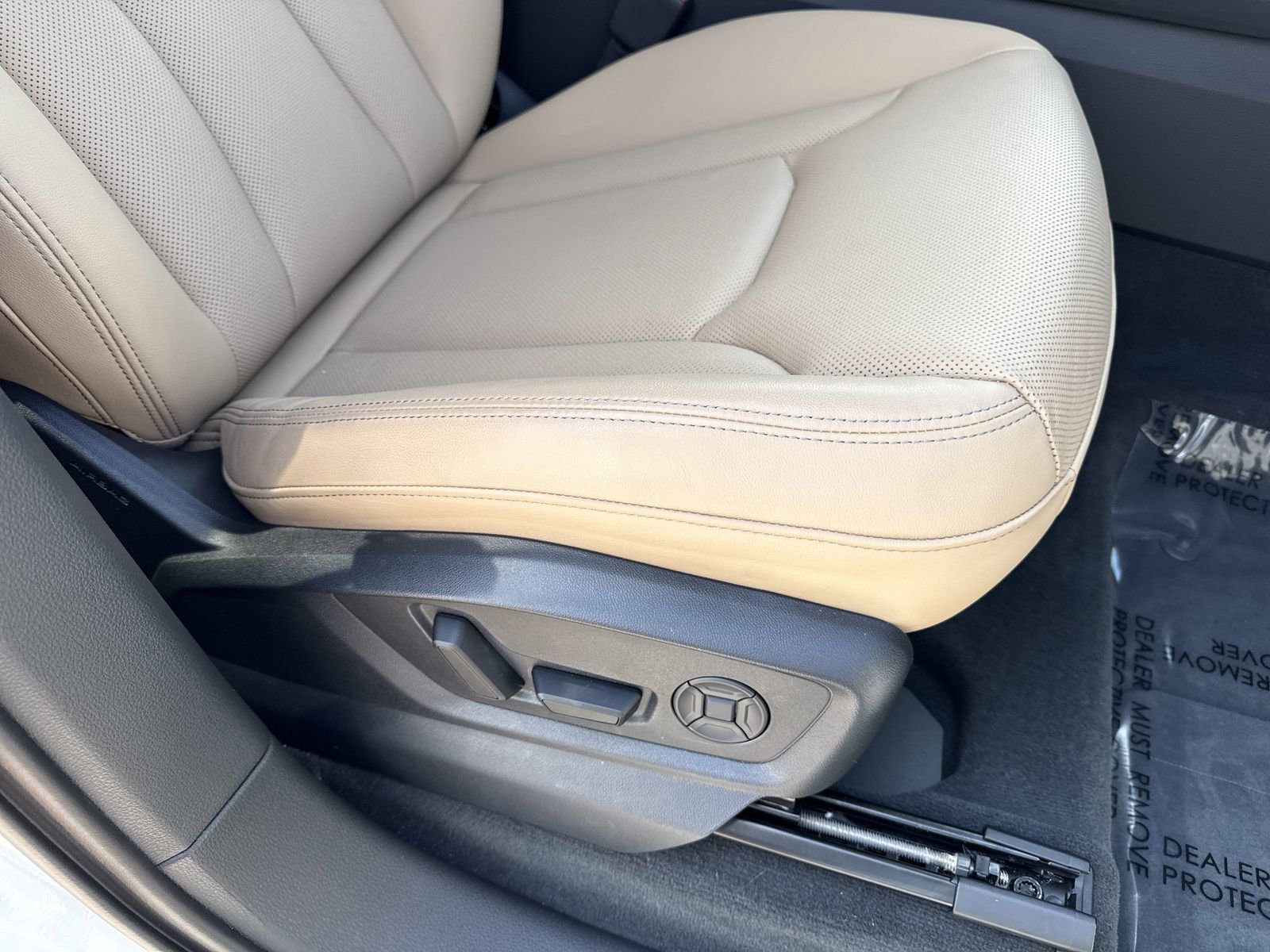 Used 2025 Audi Q7 3.0T Premium Plus image 32