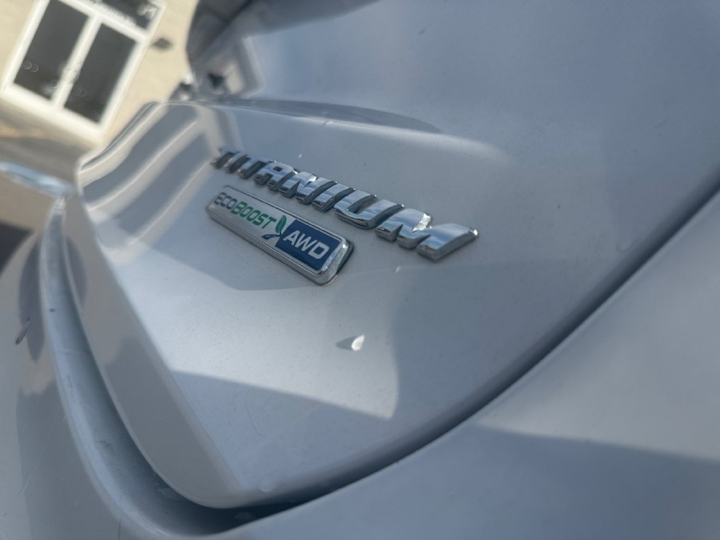 Used 2020 Ford Fusion Titanium AWD/4WD image 26