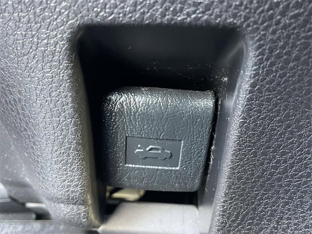 Used 2021 Toyota Camry LE image 16