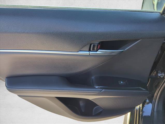 Certified 2019 Toyota Camry XSE FWD image 7