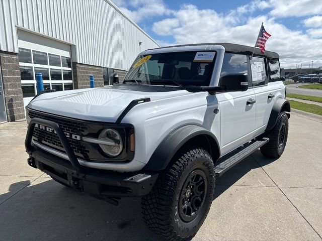 Certified 2024 Ford Bronco Wildtrak AWD/4WD image 4