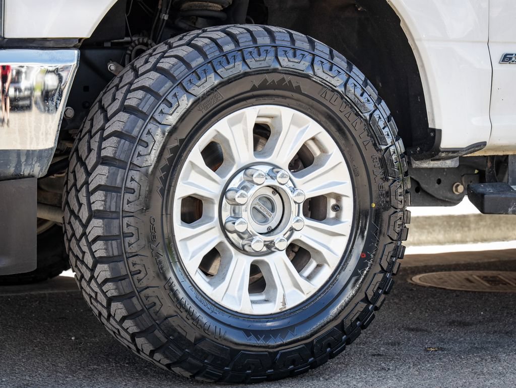 Used 2022 Ford F350 XLT AWD/4WD image 11