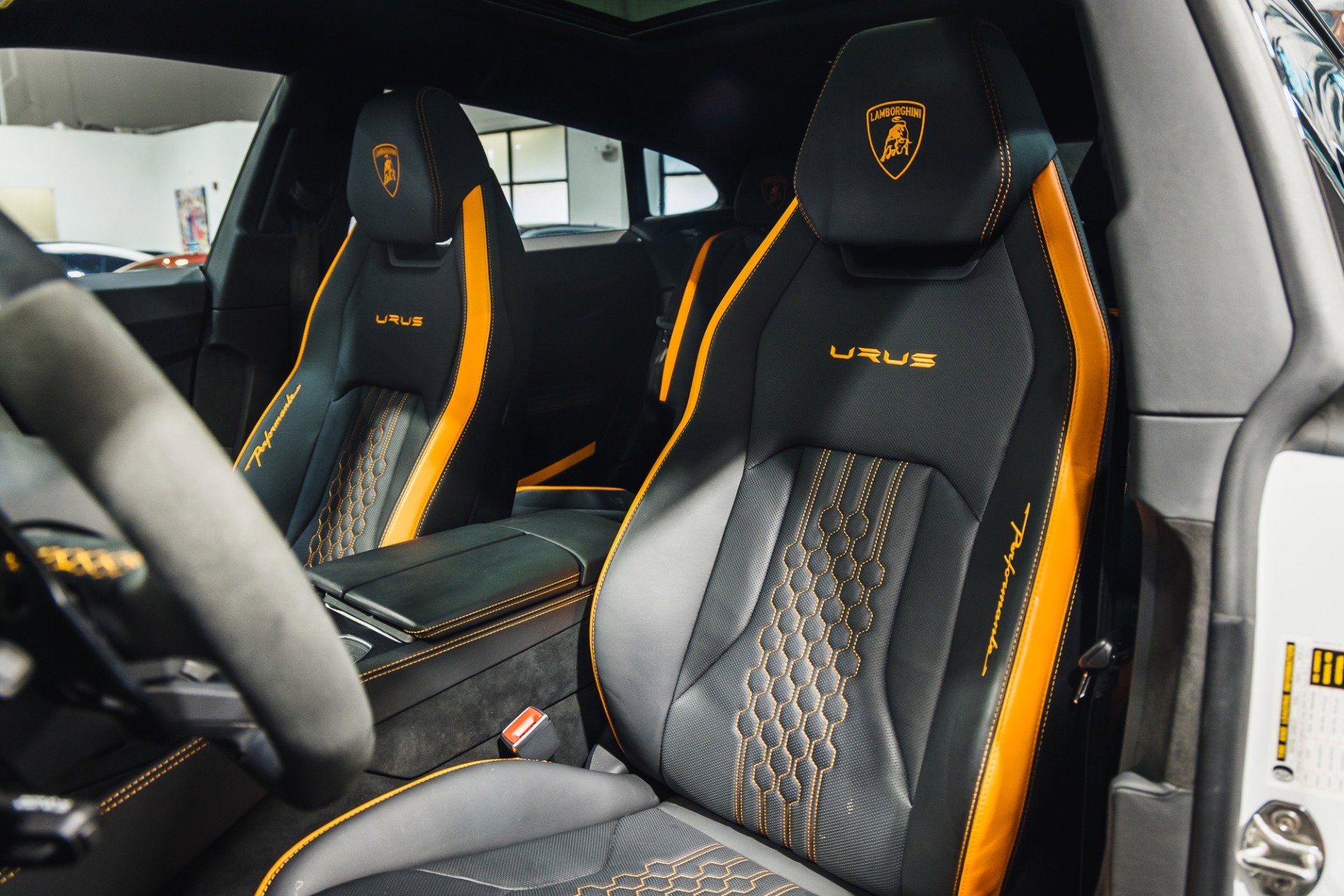 Used 2023 Lamborghini Urus Performante video 2