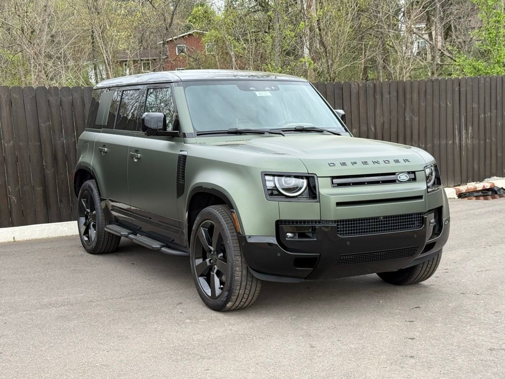 New 2026 Land Rover Defender 110 X-Dynamic SE image 7