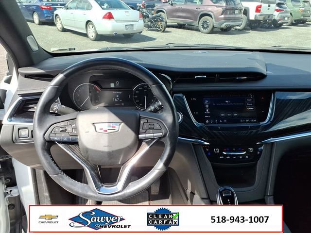 Used 2023 Cadillac XT6 Premium Luxury image 24