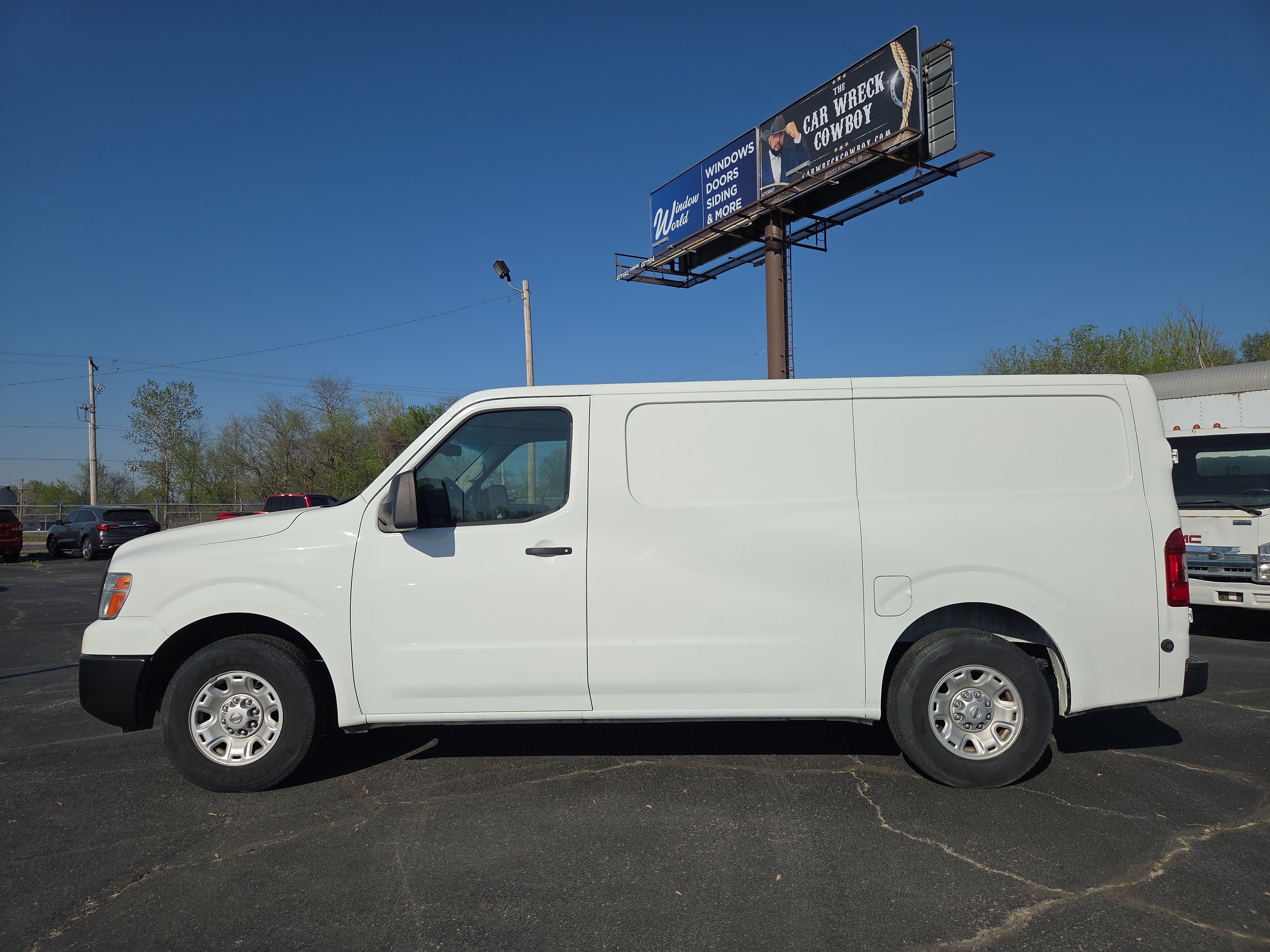 Used 2017 Nissan NV 1500 SV w/ Back Door Glass Package image 2