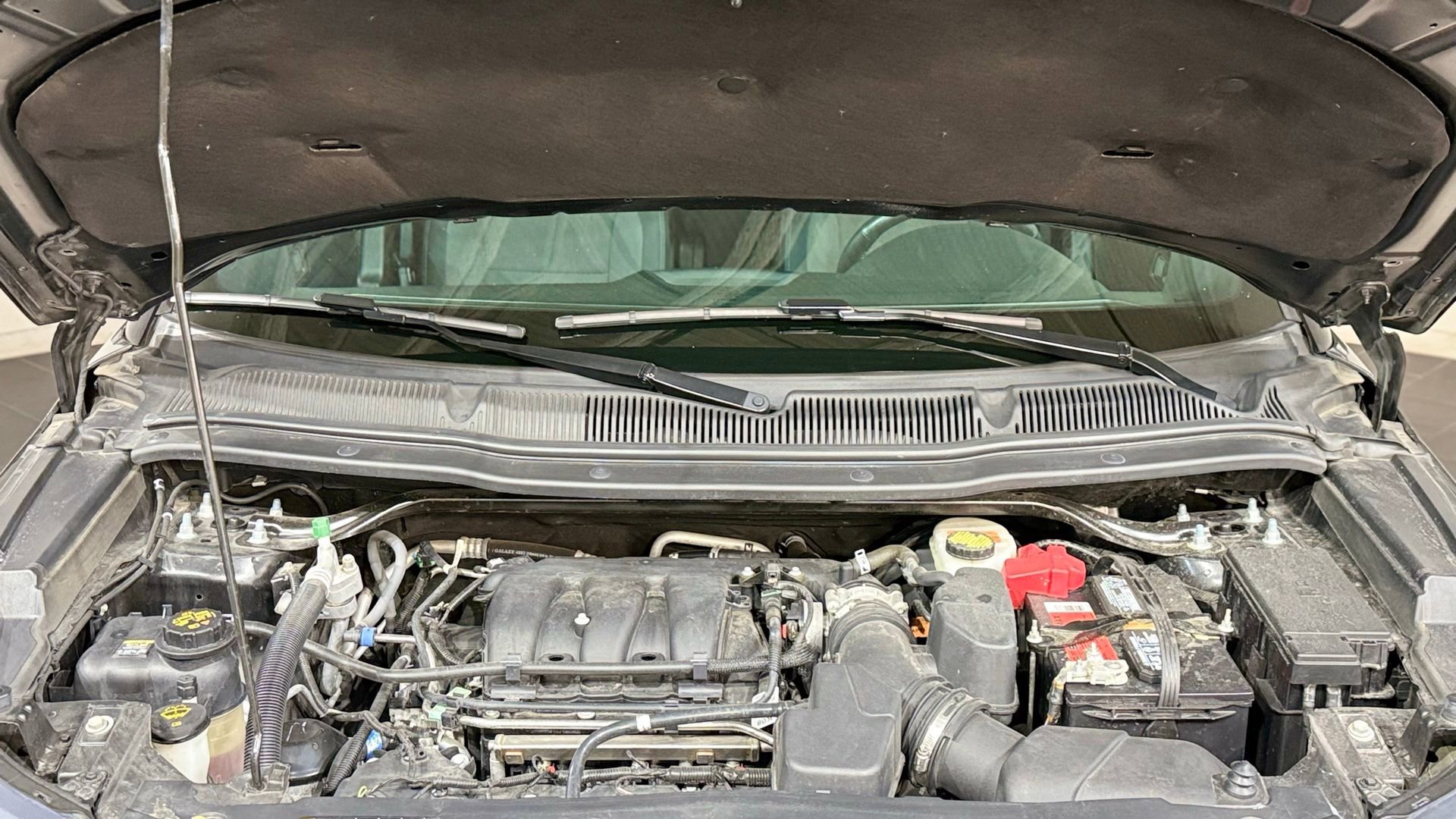 Used 2018 Ford Explorer XLT w/ Equipment Group 201A image 90